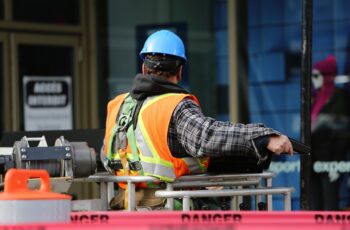 Dicas para garantir a segurança no canteiro de obras